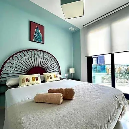 Luxury Penthouse With A Private Jacuzzi! 호텔 4*