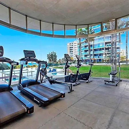 Luxury Penthouse With A Private Jacuzzi! 호텔